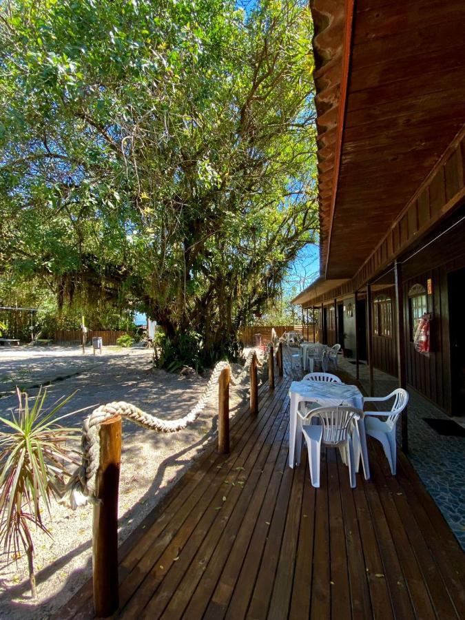 Hotel Pousada & Camping Tubarao à Ilha do Mel Extérieur photo